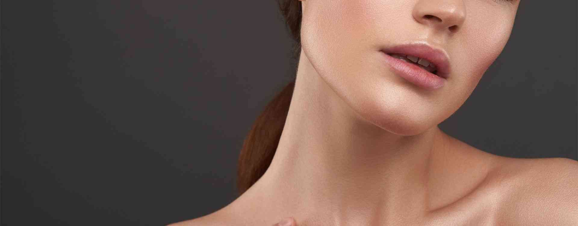 drooping mouth corner london