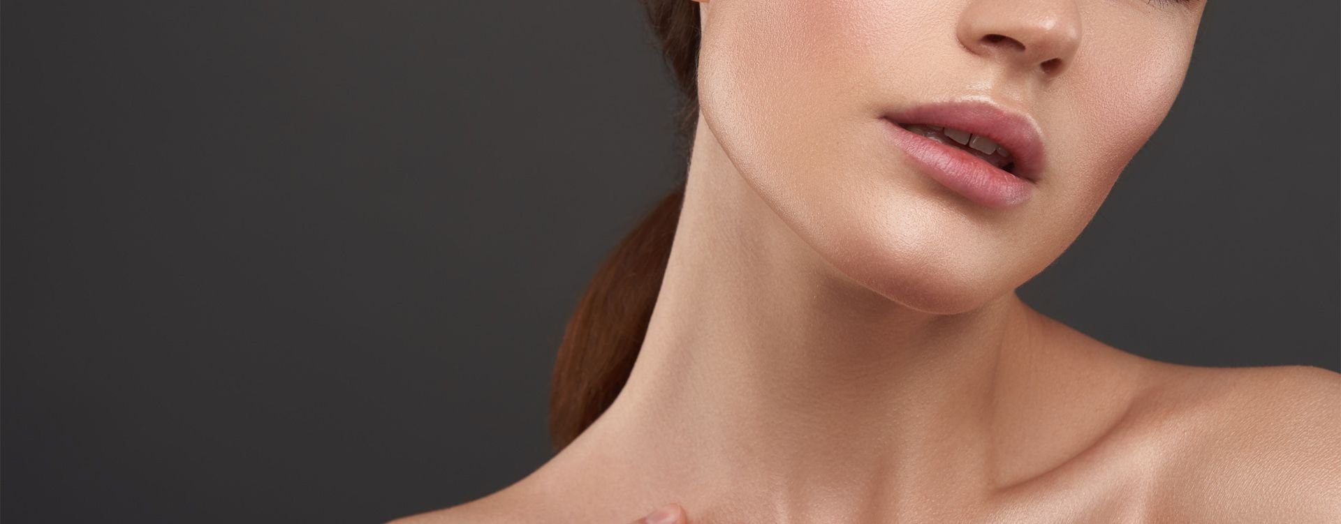 drooping mouth corner london